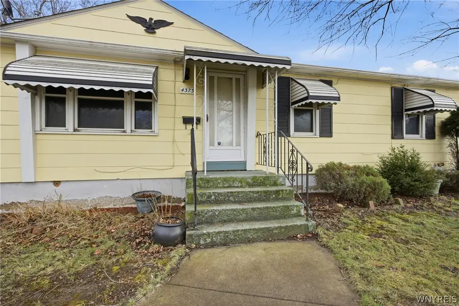 4373 E Frontier Drive, Buffalo, NY 14219 - #3