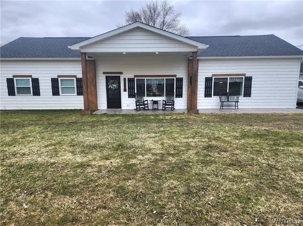 2295 Quaker Road, Gasport, NY 14067