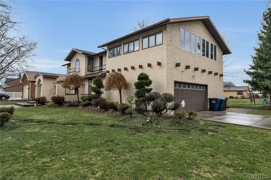 660 S Colony Road, Grand Island, NY 14072 - #2