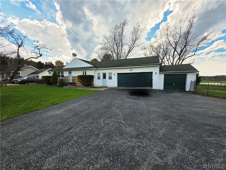 7288 Center Road, West Falls, NY 14170 - #2