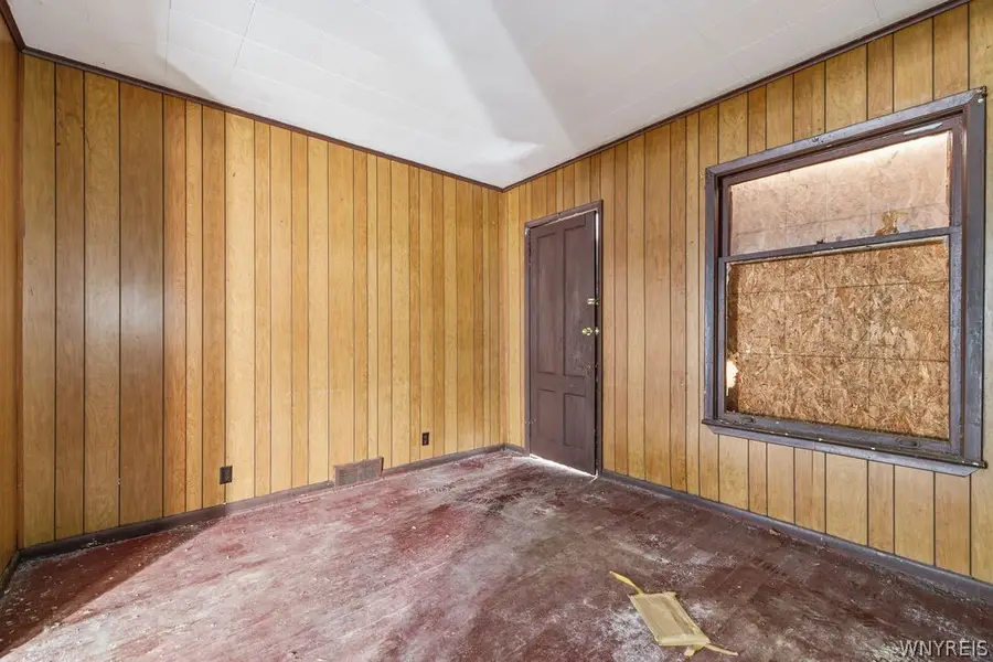 352 9th Street, Niagara Falls, NY 14303 - #3