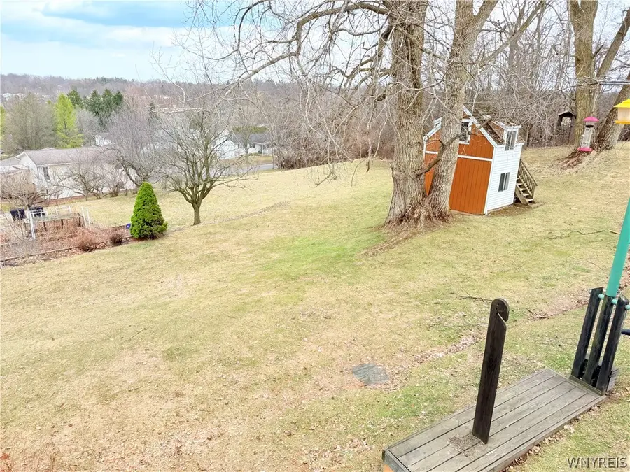 1 Henry Drive, Auburn, NY 13021 - #3