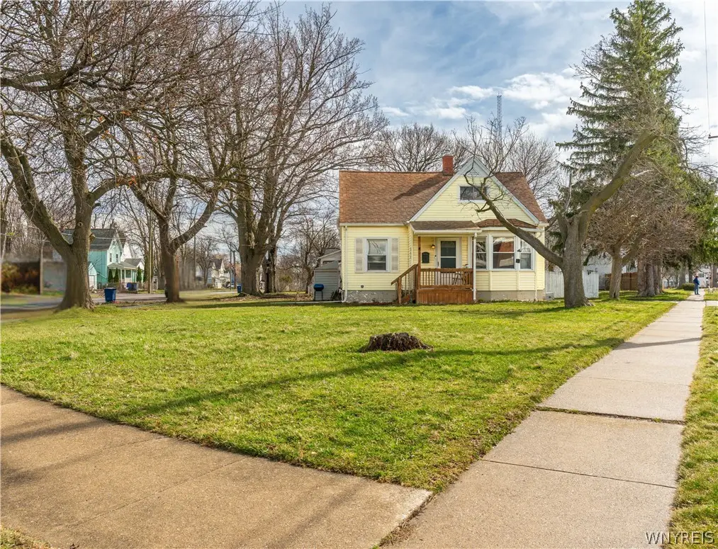 382 Ontario Street, Lockport, NY 14094 - #1