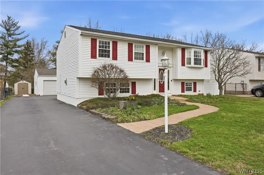 6963 Northview Drive, Lockport, NY 14094 - #2