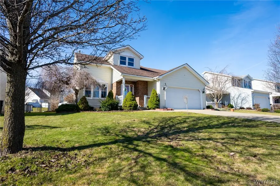 4746 Bay View Road, Hamburg, NY 14075 - #3