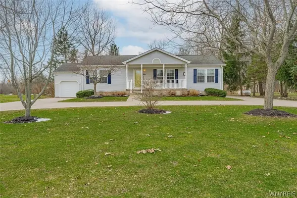 4986 Shunpike Road, Lockport, NY 14094