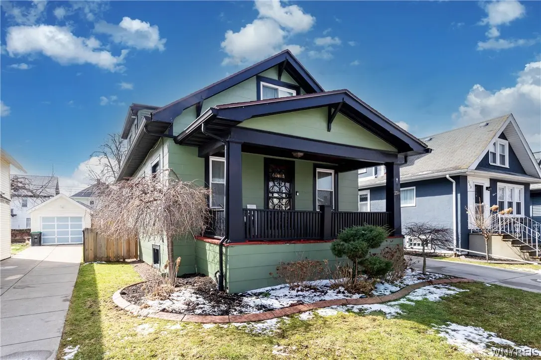 259 Parkwood Avenue, Buffalo, NY 14217 - #1