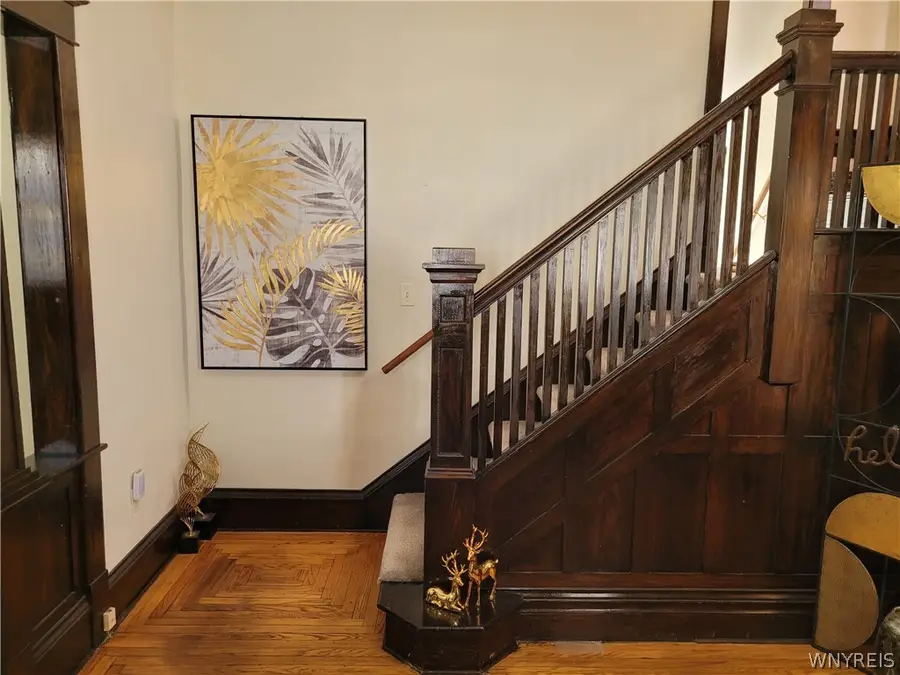 210 E Oak Orchard Street, Medina, NY 14103 - #3