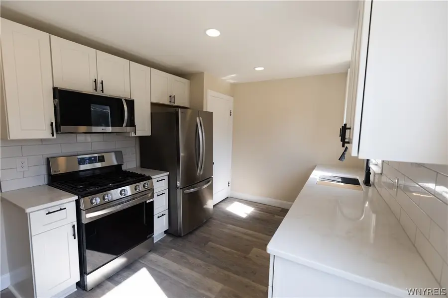 175 Cleveland Drive, Tonawanda, NY 14223 - #3