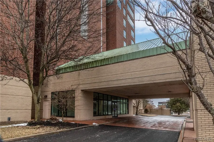 75 Ojibwa #504 Circle, Buffalo, NY 14202 - #2