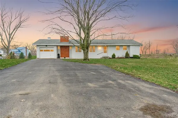 9 Hammond Parkway, Middleport, NY 14105