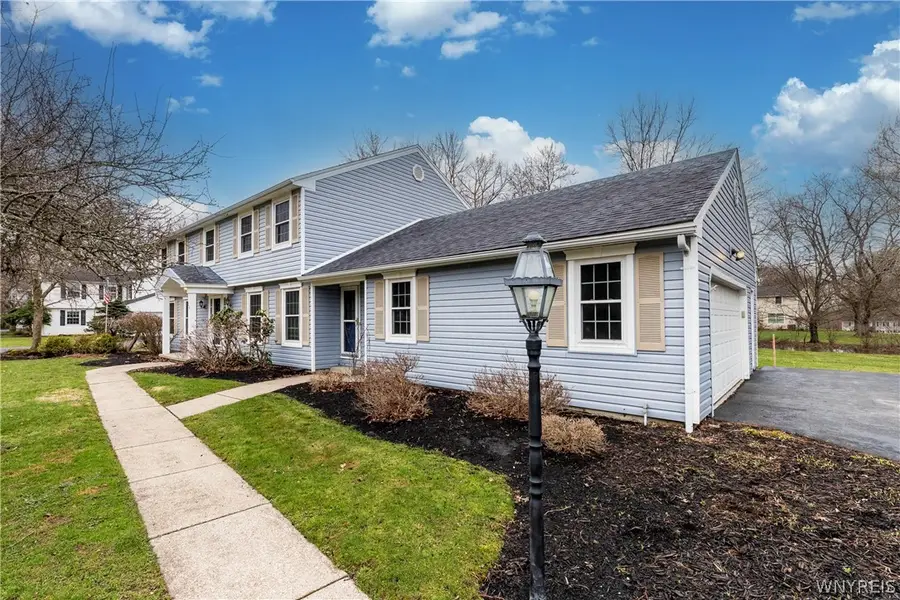 25 Coventry Lane, Orchard Park, NY 14127 - #2