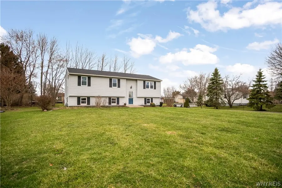 4806 Cottage Court, Lockport, NY 14094 - #2