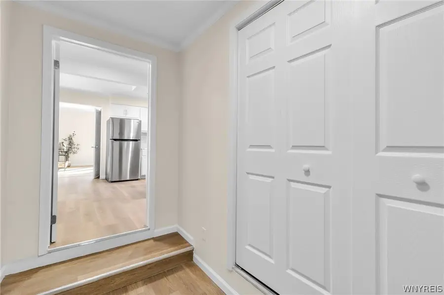 262 Vicksburg Avenue, Tonawanda, NY 14150 - #2