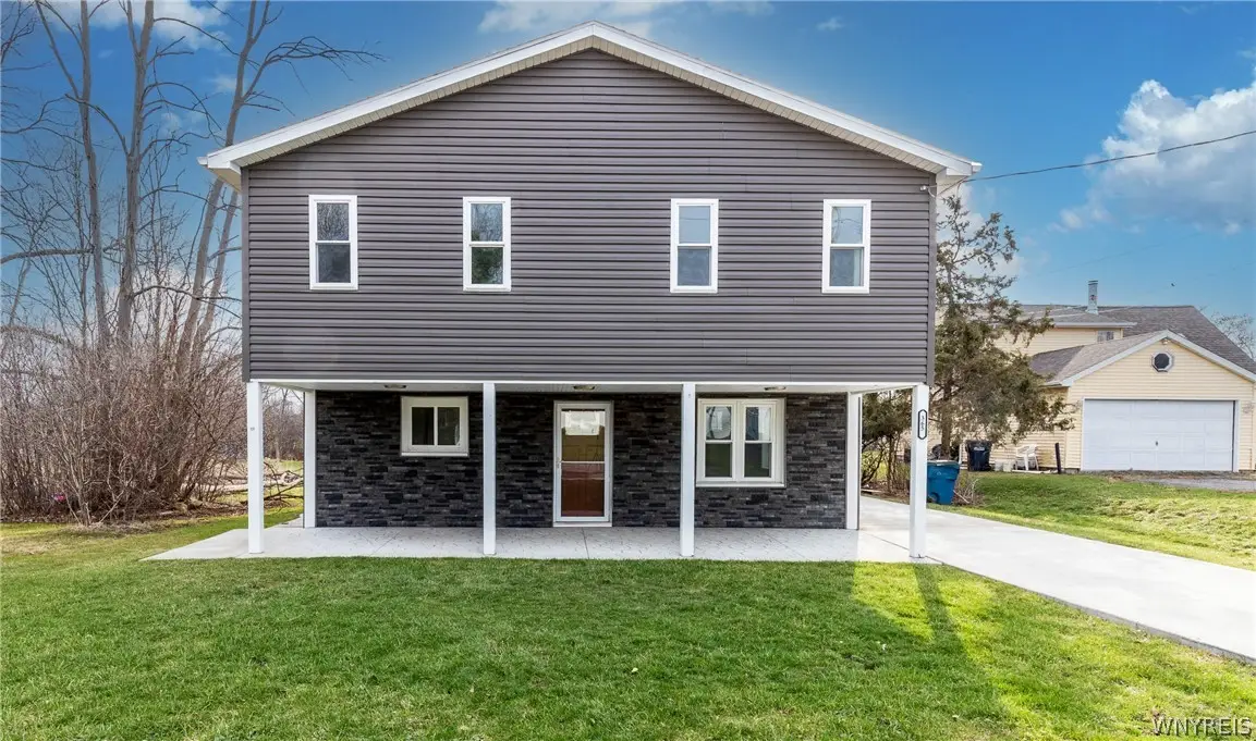 365 Elmwood Road, Grand Island, NY 14072 - #1