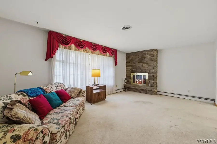 4656 Apple Drive, Lewiston, NY 14092 - #3