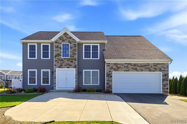 3353 Cedar Valley, Hamburg, NY 14075