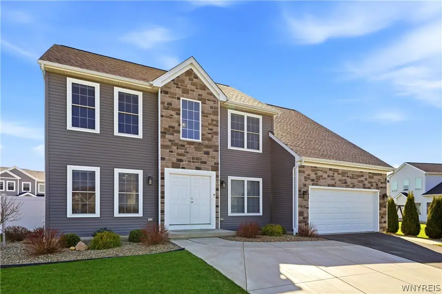 3353 Cedar Valley, Hamburg, NY 14075 - #3