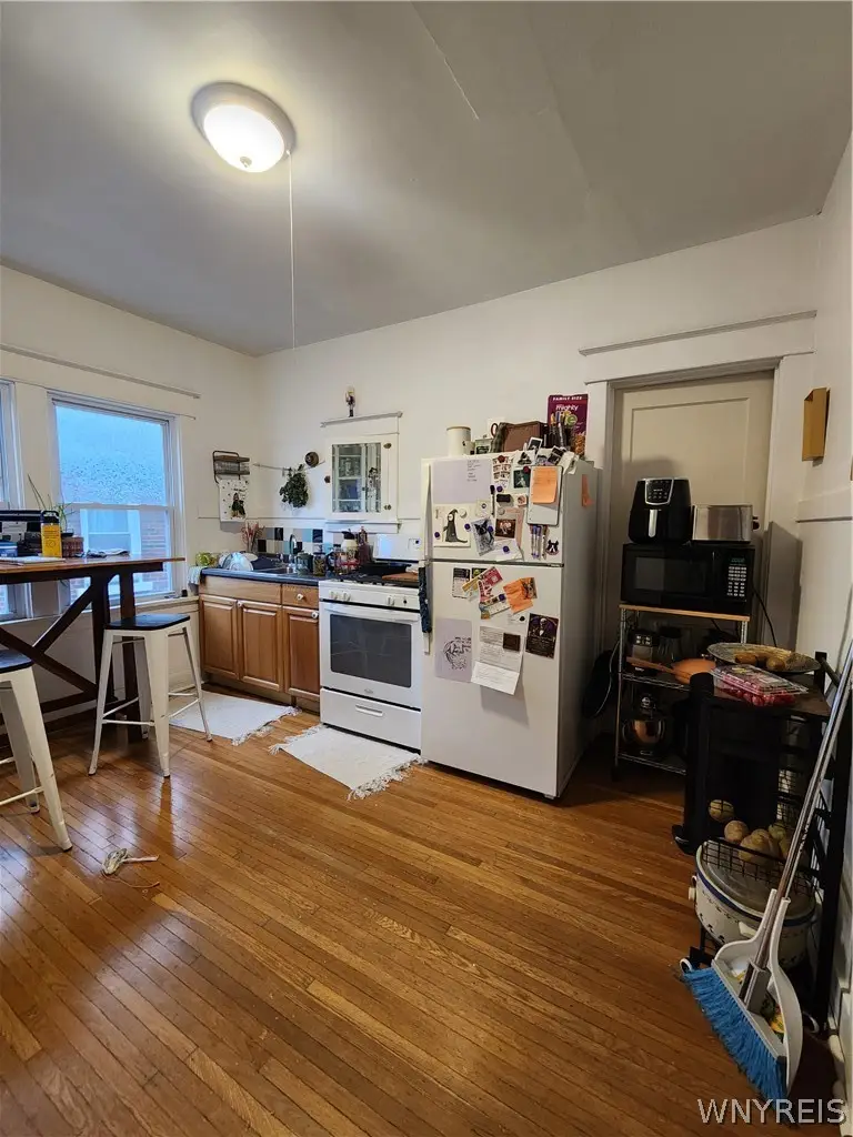 17 Lorraine Avenue, Buffalo, NY 14220 - #3