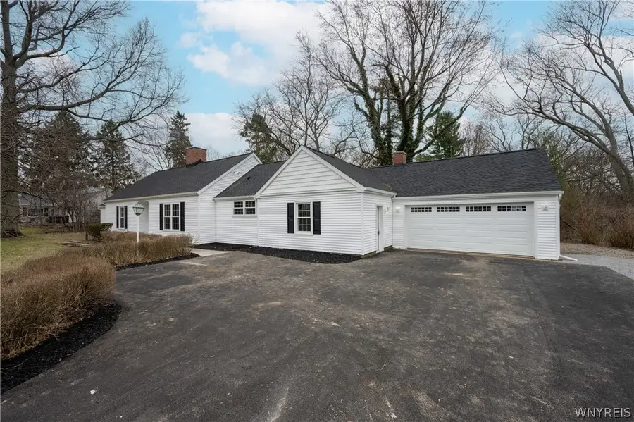 6861 Jewett Holmwood Road, Orchard Park, NY 14127 - #3