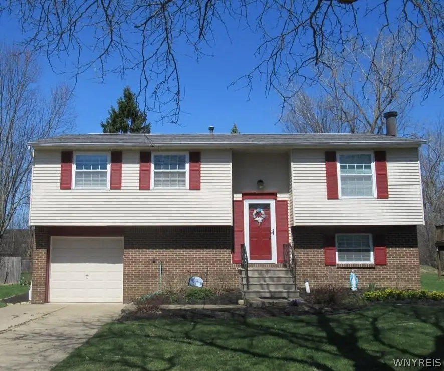 73 Foxcroft Drive, Hamburg, NY 14075 - #1