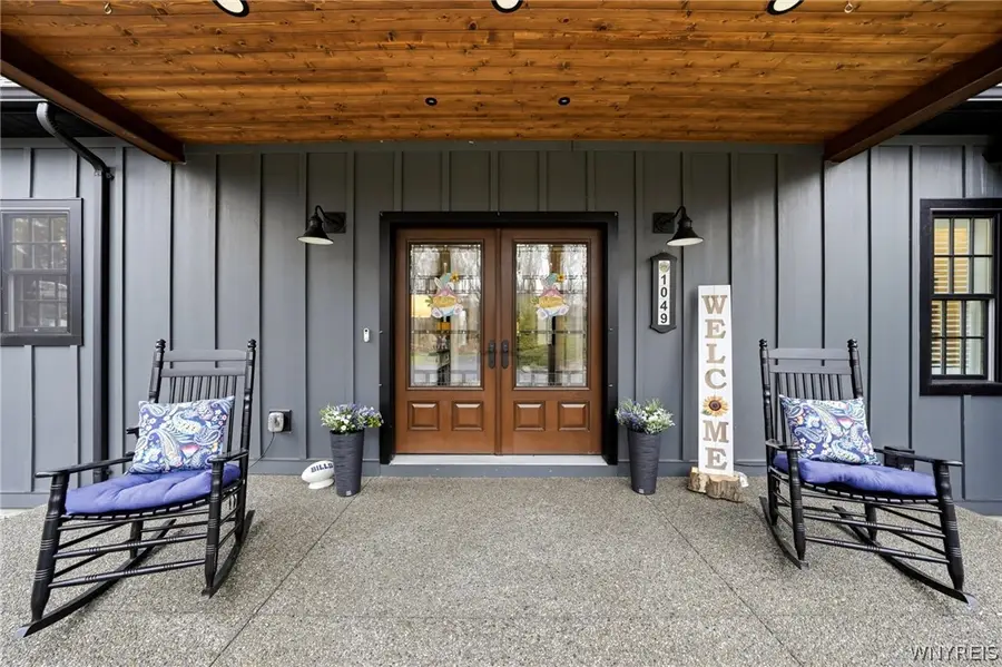 1049 Willardshire Road, Orchard Park, NY 14127 - #2