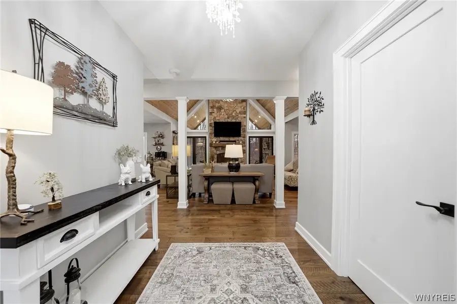 1049 Willardshire Road, Orchard Park, NY 14127 - #3