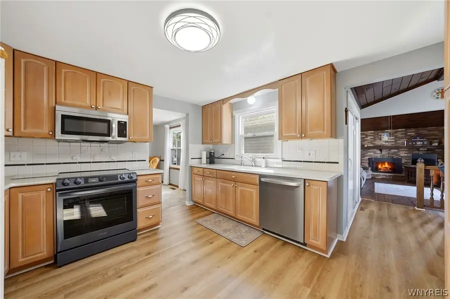 16 Rolling Hills Drive, Orchard Park, NY 14127 - #3