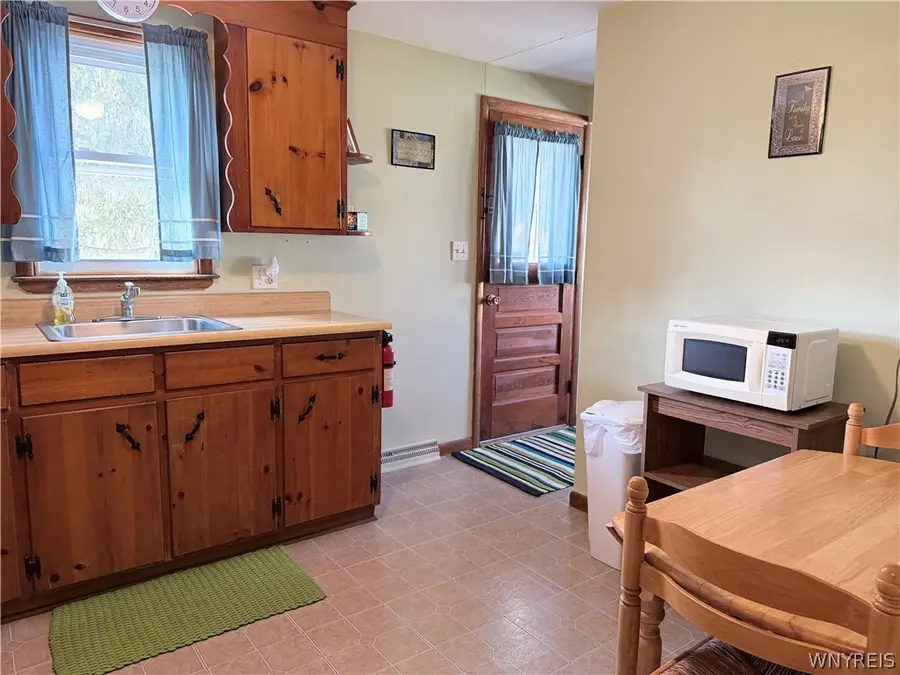 4815 Morgan Pkwy Parkway, Hamburg, NY 14075 - #2