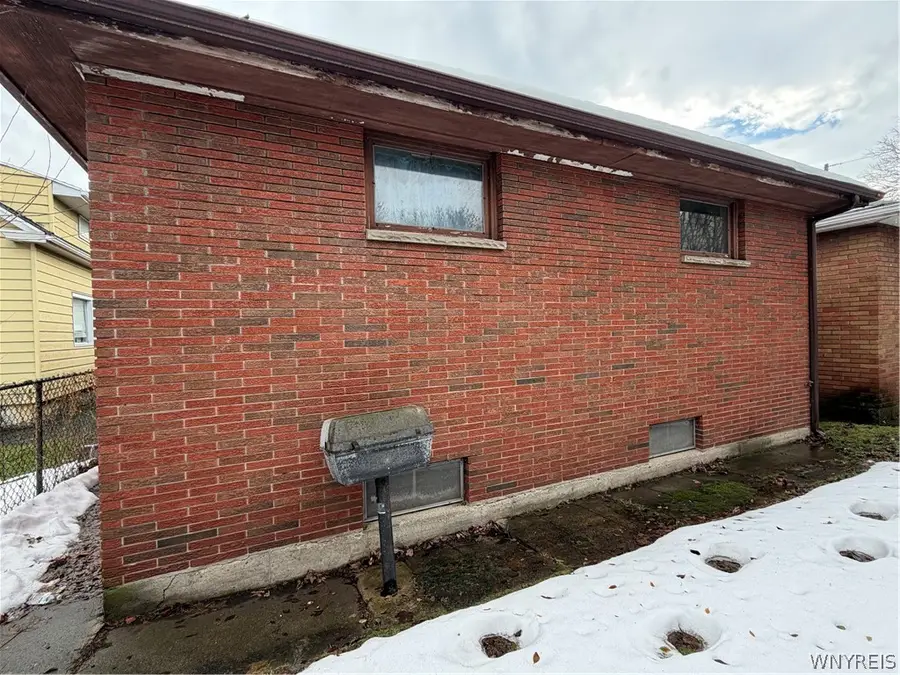 3406 Walnut Avenue, Niagara Falls, NY 14301 - #3