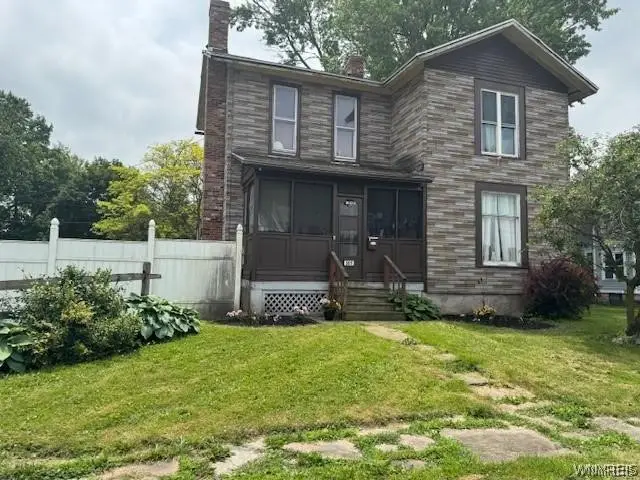501 S Academy Street, Medina, NY 14103 - #1