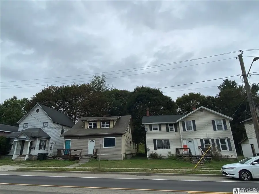 1061 E 2nd Street, Jamestown, NY 14701 - #2