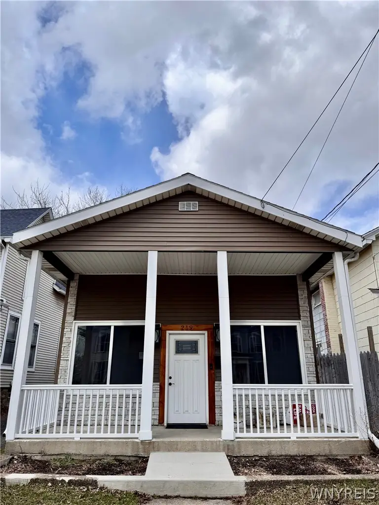 219 West Avenue, Lockport, NY 14094 - #2
