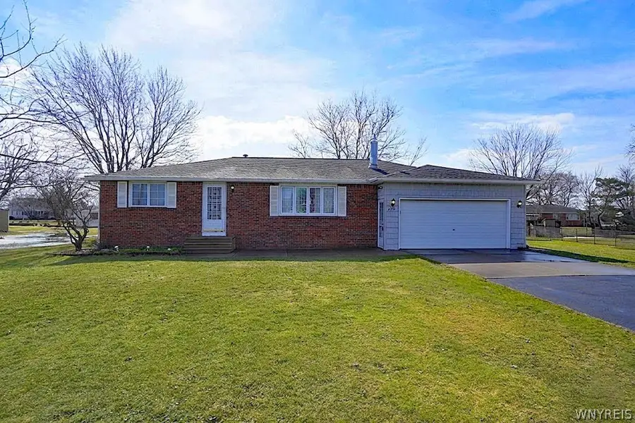 2974 Walck Drive, North Tonawanda, NY 14120 - #2