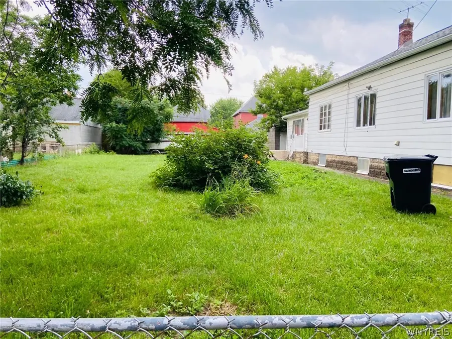 1637 Falls Street, Niagara Falls, NY 14303 - #3