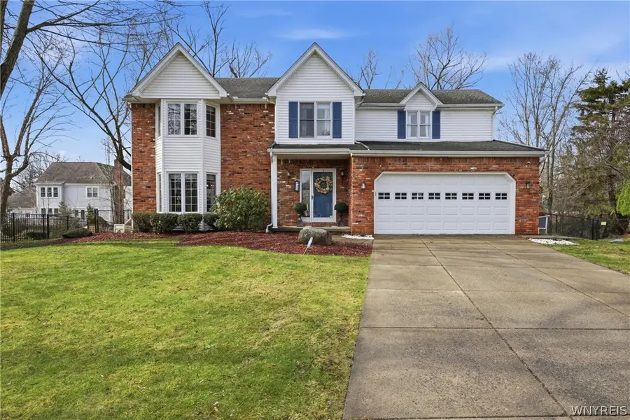 33 Randwood Ct., Getzville, NY 14068 - #2