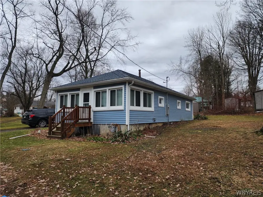 173 W Sterling Avenue, Angola, NY 14006 - #2