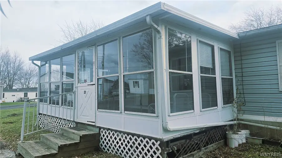 5041 Reiter Road #21, East Aurora, NY 14052 - #3