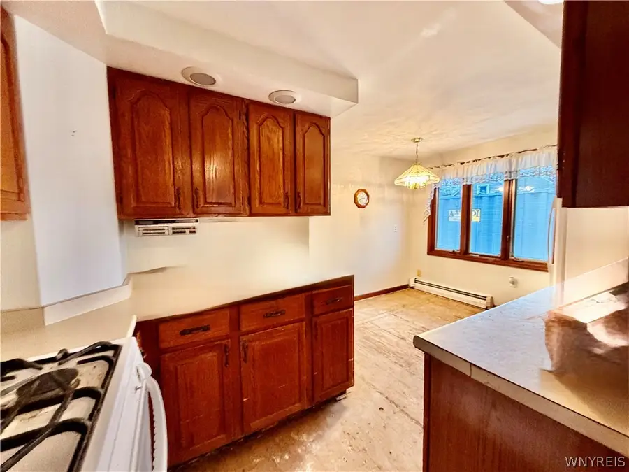 6584 Hamilton Drive, Derby, NY 14047 - #2