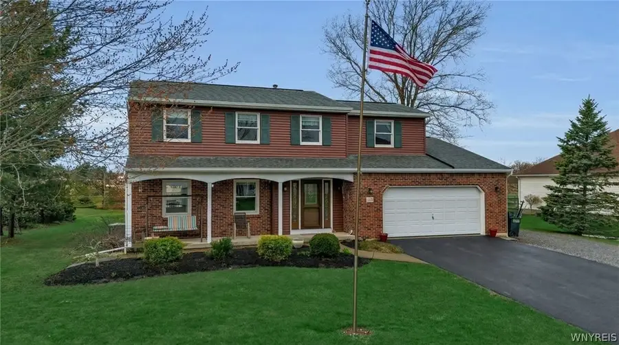 20 Peppermill Lane, Orchard Park, NY 14127 - #2