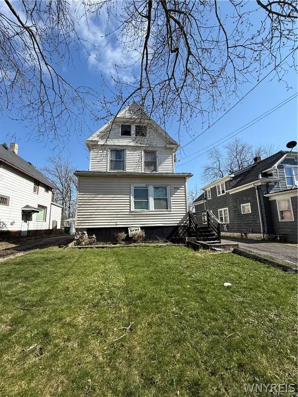 2921 Mckoon Avenue, Niagara Falls, NY 14305