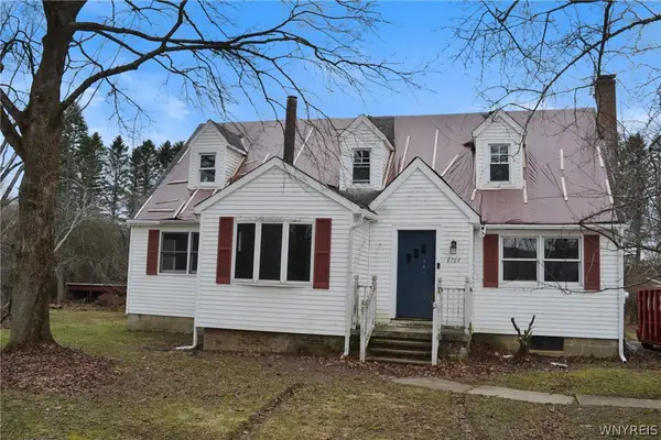 8764 West Avenue, Eden, NY 14057