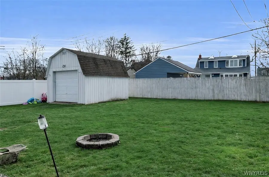 185 Lochland Drive, Buffalo, NY 14225 - #2