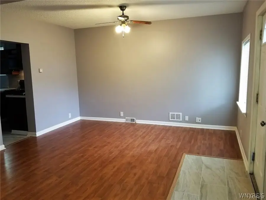 2225 Falls Street, Niagara Falls, NY 14303 - #2