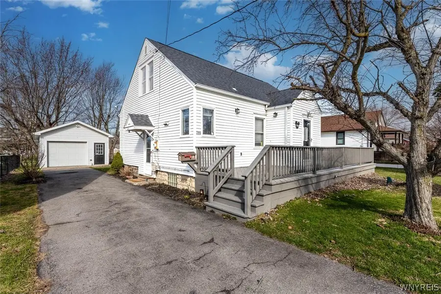 788 Beach Rd, Cheektowaga, NY 14225 - #2