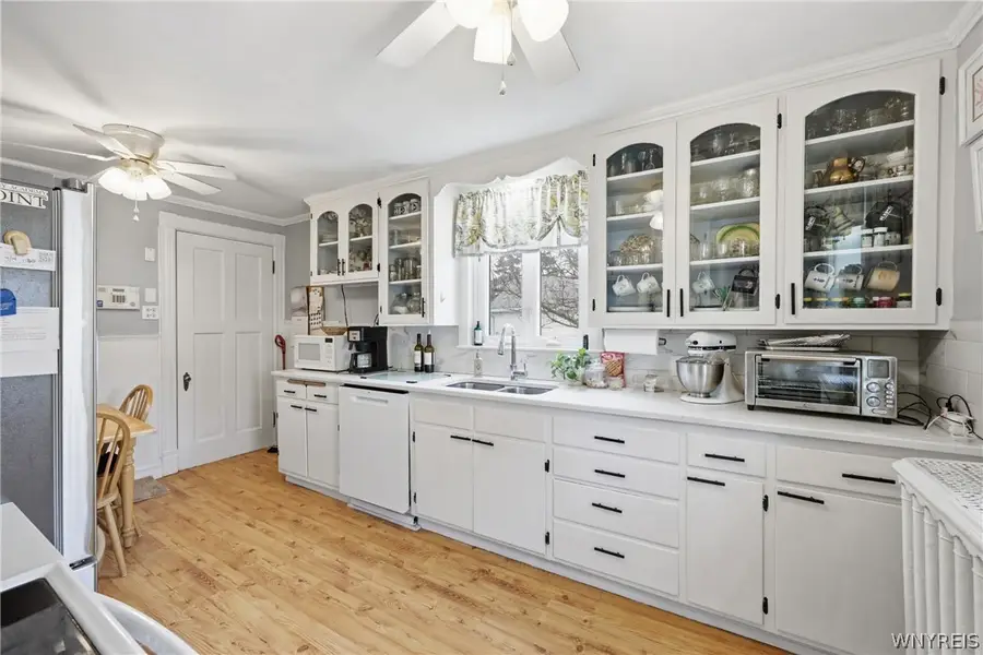 4140 Lewiston Road, Niagara Falls, NY 14305 - #3