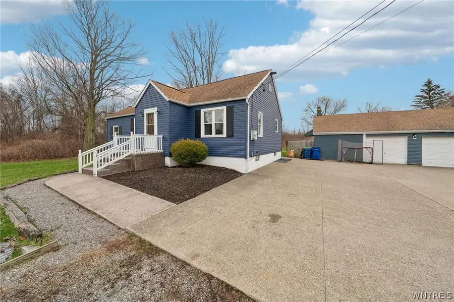 1085 Tonawanda Creek Road, Buffalo, NY 14228 - #2