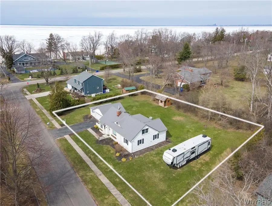 6097 Eckhardt Road, Lake View, NY 14085 - #3