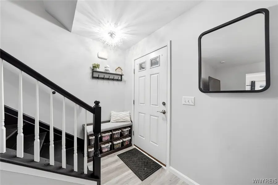 5779 Willow Creek Lane, Sanborn, NY 14132 - #3