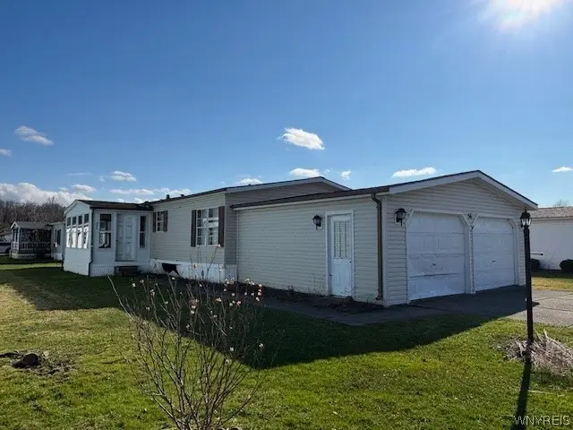 56 Golden Pond, Akron, NY 14001 - #3